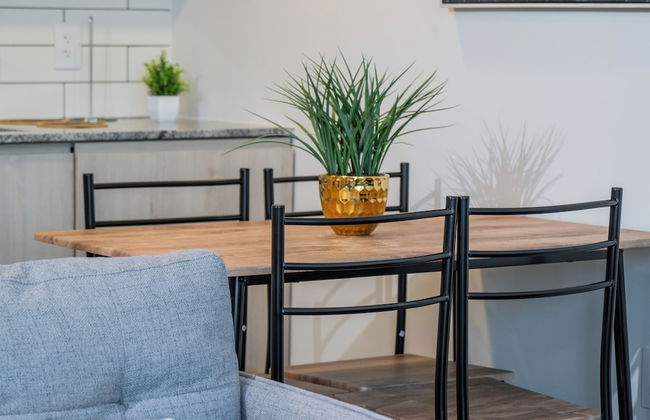 Silverstone Downtown Long-Term stay - Photo 34