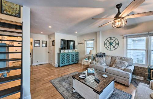 Lakefront Home with Gorgeous Sunsets, Kayaks, and Pier - Foto 4