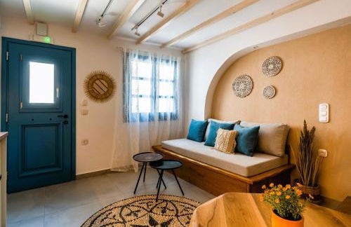 Mosaic Luxury Home - Photo 11