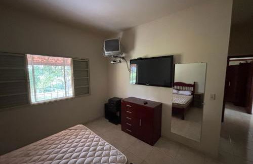 Chácara das Palmeiras - Piscina, Churrasqueira e Campo - Foto 8