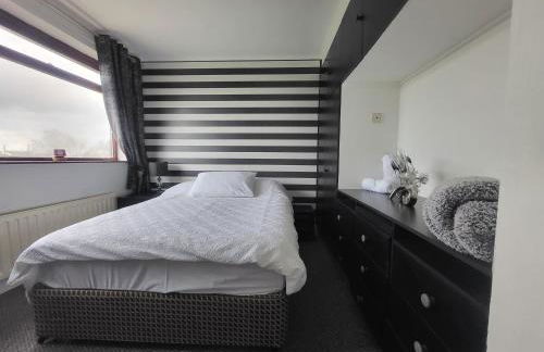 Almost Heaven - Photo 24