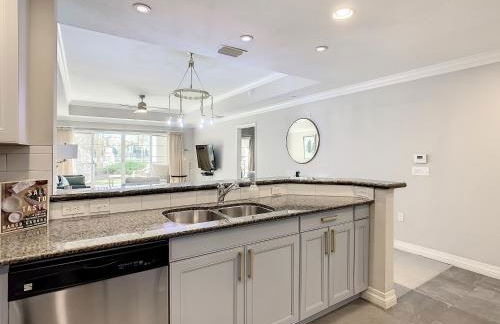 MINUTES FROM DISNEY 3bed 3bath Poolside at LUXURIOUS RESORT - Foto 7