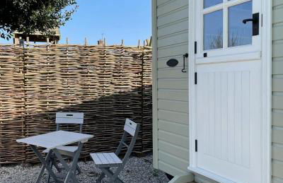 The Hut by the River - Foto 4