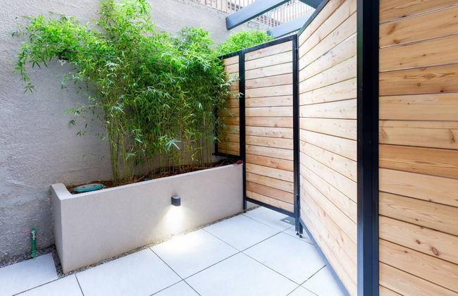 Teanna Lux Apartments - Photo 32