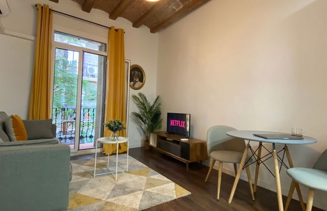 Cosy Urban Oasis 1BD in Poble Sec By Myrentalhost - Photo 16
