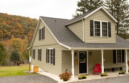 Historic Sears River Home (Main Level) on 10 Acres - Foto 23