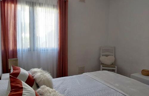 Casa dos Sorrisos - 3 bedroom apartment, terrace, barbecue, AC, Wifi, beach - Foto 13