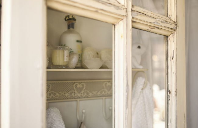 Elegant 1BR Apt w Balcony in the City - Photo 43