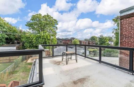 Stylish City Oasis ABODEbucks - Foto 21