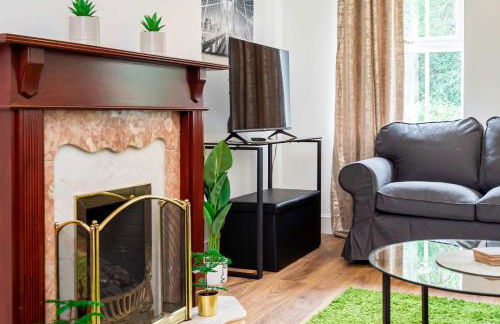 Spacious 4 Bedroom Home in Central Milton Keynes - Foto 15