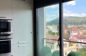 Ático de diseño con terraza en el centro de Olot - Foto 4