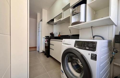 Apartamento com varanda 9 min da praia na Cohama - Foto 2