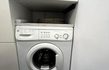 Ubicación inmejorable: 5 minutos del Retiro, WiZink Center, Puerta de Alcala, Goya, Serrano, Velazquez más. - Photo 16