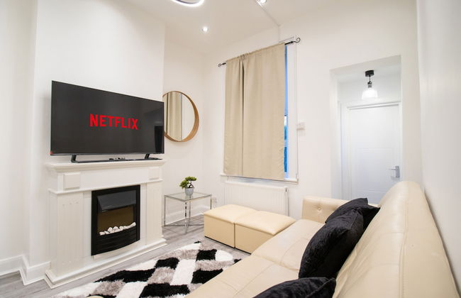 London Apt - Sleeps 4 - Parking - Wifi - Foto 13