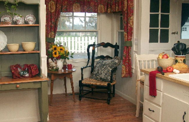 Cottage on Armstrong - Foto 9