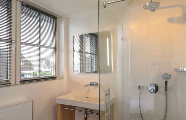 Lakeside Villa With Terrace - Foto 19