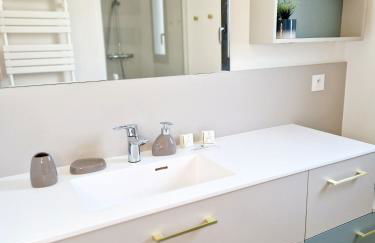 Le Gîte City Haut de gamme, Jardin, Piscine - Photo 16