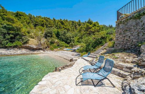 4 Bedroom Gorgeous Home In Korcula - Photo 23