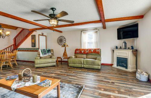 Riverfront Peru Cabin about 2 Mi to Lake Champlain! - Foto 6