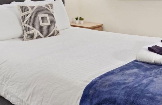 100 Year-old Historic Brick 2BR Loft Large Patio2 - Foto 5