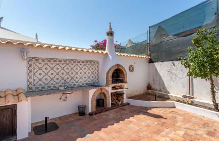 Stylish 3 BDR Retreat with Pool by LovelyStay - Foto 33