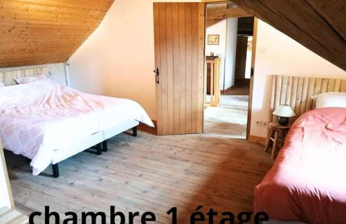 la longère du plessis Mornay, 30 min du Puy du fo, wifi, parking, jardin - Foto 12