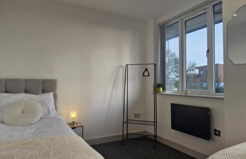 Uebert Heights 2bed Slps up to 6 Central Cannock Location 5min Walk to Cannock Town - Foto 26