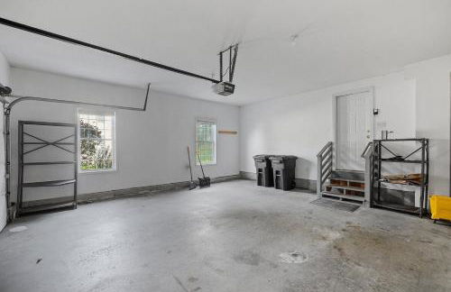 Modern Open Concept 4 Bed 2 5 Bath Mid to LongTerm Private Single Family Home - Foto 44