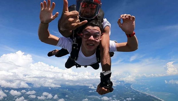 Skydiving in Manuel Antonio - Foto 3