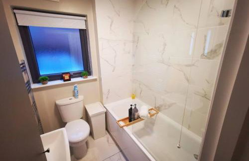 Belfast Central 2 Bedroom Luxurious Modern Stay - Foto 70