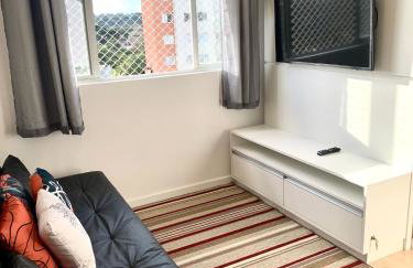 505 - Apartamento Lindo, amplo e decorado, mobiliario moderno, cozinha completa com utensílios , Excelente vista da cidade e localização privelegiada no bairro Bigorrilho proxímo de shopping e parques - Photo 24