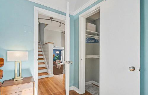 3-Bedroom House Near Notre Dame with Parking - Foto 37