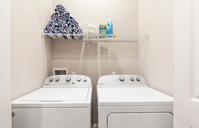 4 BR 4 BA Villa 5min Disney BBQ Hot Tub - Foto 17