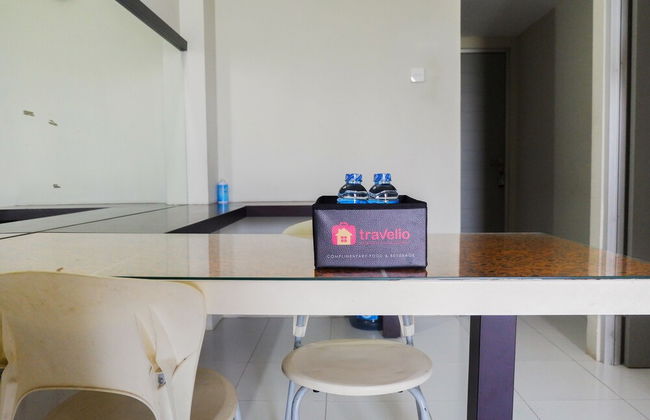 Pool View 2BR at Dian Regency Apartment - Foto 6