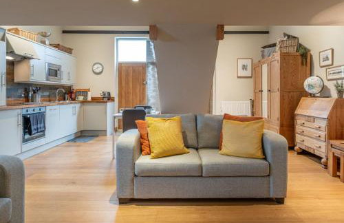 The Coach House - Cosy Retreat in Warwickshire! - Photo 39