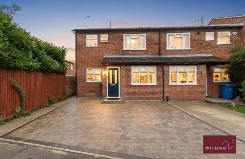 Holyport - Three Bedroom House - Parking - Foto 1