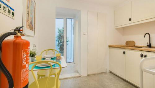 Tram Hideaway | Bica Stay - Photo 5