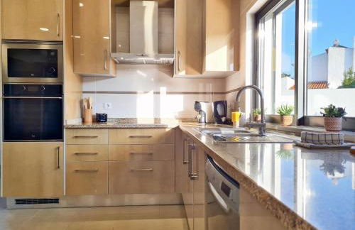 CASA LIMÃO - Private Pool & Garden - Beach & Center 650m - Foto 22