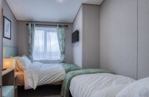 Carn Springs Lodge - 3 Bed - Devonshire Dr - Tenby - Photo 12