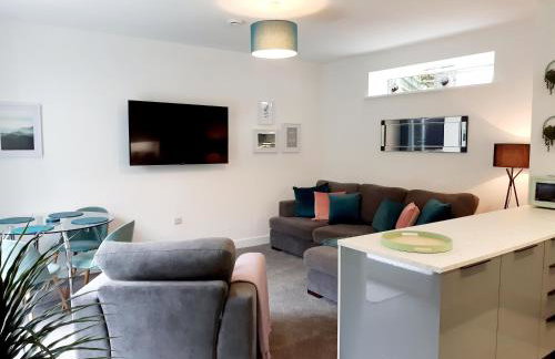 No's 7 and 8 Llewelyn Apartments - Photo 4