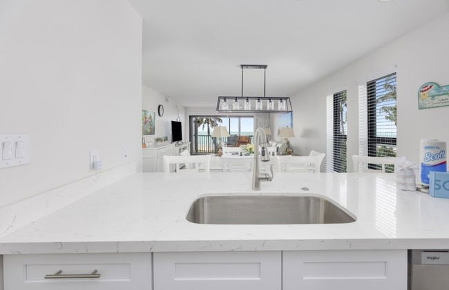 Pelicans Roost 301 2 Bedroom Condo by RedAwning - Foto 7