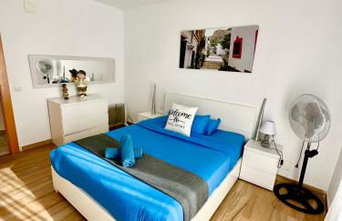 Boutique Apartment by the Sea - Photo 12