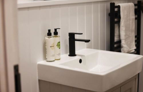 The Mews Attic - Foto 21