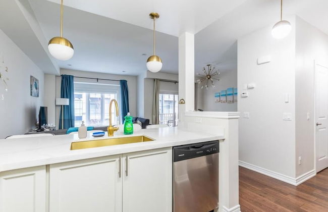 3BR 2 5BA Townhome 1 min to the Beach BBQ Parking - Foto 35