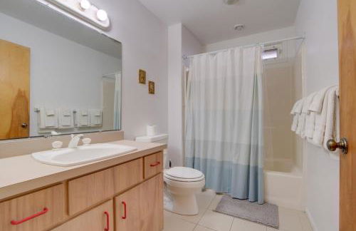 Oceanfront Keaau Gem Ocean and Sunrise Views, Pool - Foto 17