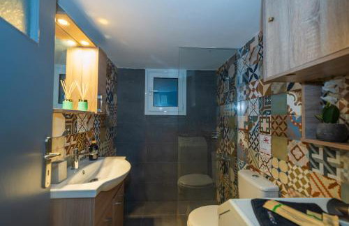 Entire, spacious, spotless apartment, in Ilioupoli, Greece - Foto 36