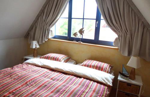 FERIENHAUS SOMMERTRAUM - KINDERFREUNDLICH - 3 Schlafzimmer, Garten, Bad und G-WC, Kaminofen - Foto 11