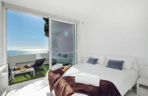 Villa in Sitges with Pool, Jacuzzi, BBQ, View, AC, 12Pax - Foto 26