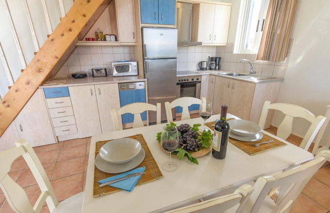 Antigoni Beach House Large Private Pool Walk to Beach Sea Views A C Wifi Car Not Required - 1012 - Foto 25