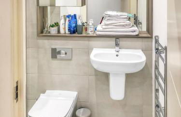 1-BR Flat next to Heathrow Airport London, 3-Beds, Free Parking - Foto 7